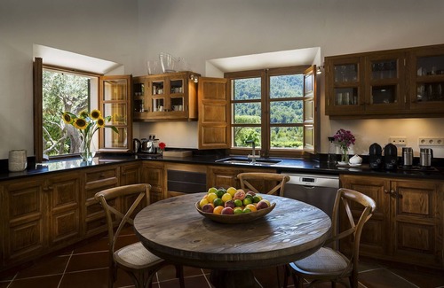 Banyalbufar Villa | Astounding Mallorca Villa | La Mejor Vista | 5 Bedrooms | All Inclusive &.