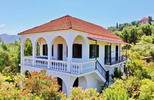 Astrakeri Villa | Astra Beach House by DadoVillas