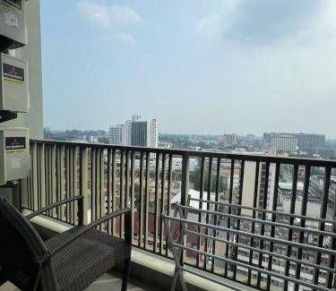 Chang Khlan Apartment | Astra changklan road 清迈市区Astra 豪华公寓两卧室 毗邻香格里拉大酒店 步行可至长康路夜市 位于市中心 健身房 泳池