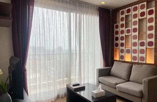 Chang Khlan Apartment | Astra changklan road 清迈市区Astra 豪华公寓两卧室 毗邻香格里拉大酒店 步行可至长康路夜市 位于市中心 健身房 泳池