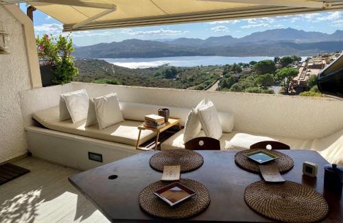 Cugnana Verde Apartment | Astra cinematic house