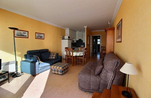 Hardelot-Plage Apartment | ASTROLABE K5 : Seafront accommodation with balcony, 1 bedroom, for 4 people in HARDELOT PLAGE