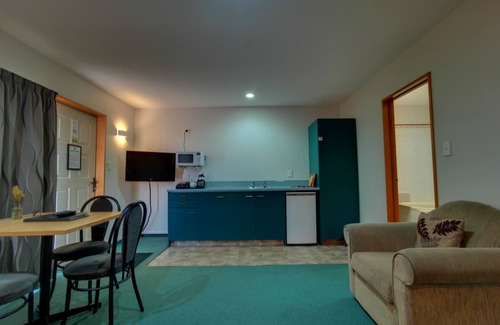 Oamaru Hotel | ASURE Ambassador Motor Lodge