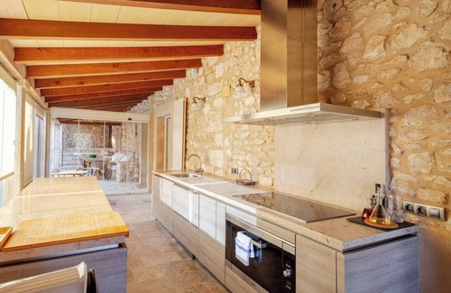Sitges Villa | At 10 Minutes DRIVE from Sitges: Casa de Piedra: Luxury, Nature, and Exclusivity