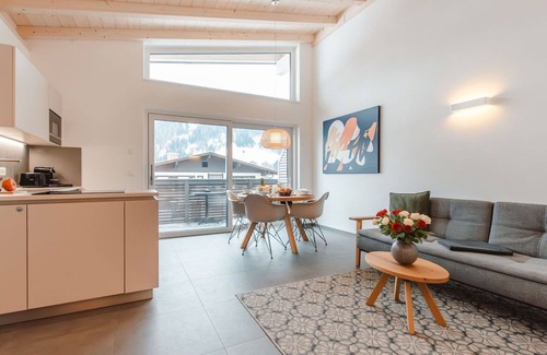 Fuerstau Apartment | Cosy apartment for 4 people with WIFI, TV, balcony, pets allowed and parking
