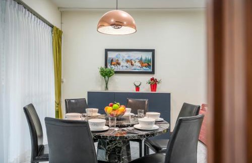 Nana Villa | At FOUR-6 Bed, CITY CENTER, Nana BTS, MBK, Central World, Siam