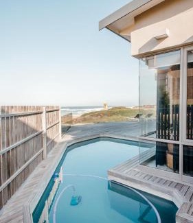 Glentana House | At Last Glentana Beach Manor