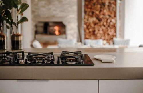 Glentana House | At Last Glentana Beach Manor