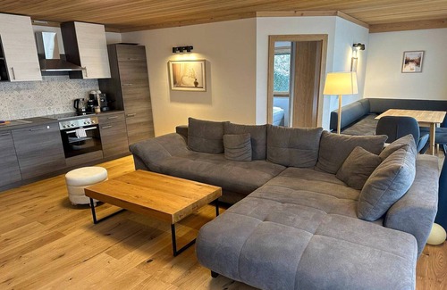 Saalfelden am Steinernen Meer Apartment | Apartment in Saalfelden near Ski Slopes