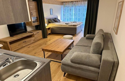 Saalfelden am Steinernen Meer Apartment | Apartment in Saalfelden near Ski Slopes