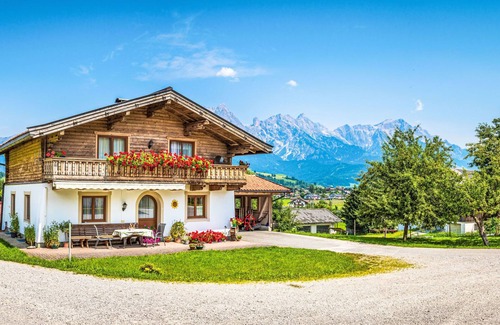 Saalfelden am Steinernen Meer Apartment | Hanserbauer by Interhome