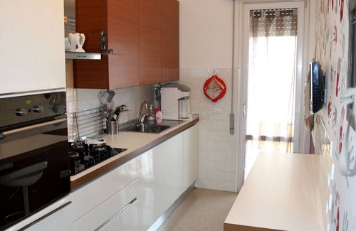 Ex Campo d'Aviazione Apartment | at Simone's house in Viareggio (apt. & beach!)