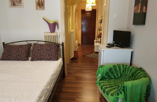 Agios Panteleimonas Apartment | AT THE CENTER OF ATHENS....METRO STATION ATTIKI