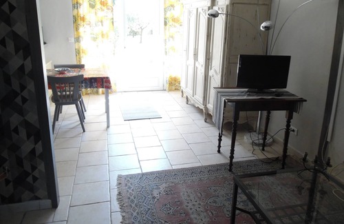Salindres House | At the foot of the Cevennes, between mountain and sea