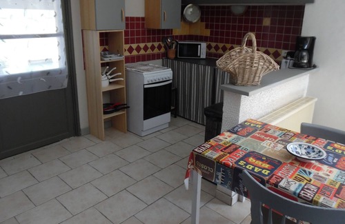 Salindres House | At the foot of the Cevennes, between mountain and sea