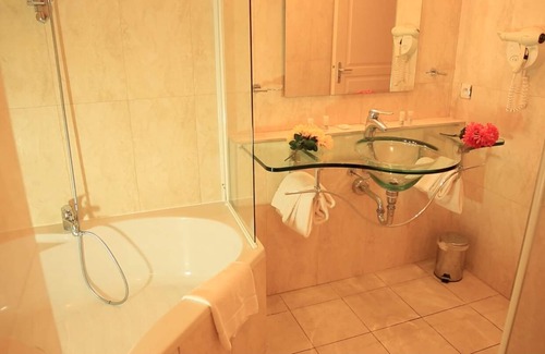Veigy-Foncenex Apartment | At the gates of the Alps; between lakes and mountains