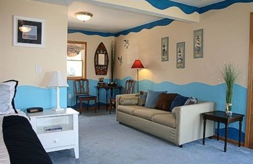 Algoma Bed & Breakfast | at the Waters Edge Bed & Breakfast