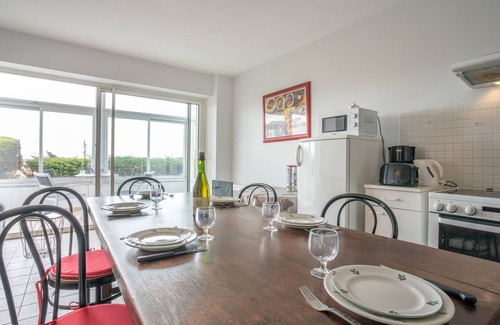 Saint-Pierre-Quiberon Apartment | Atanaoua by Interhome