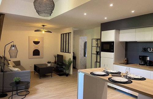 Charleville-Mezieres Apartment | Atelier d'Arches, charming 2-bedroom apartment for 4 people in a beautiful historic building