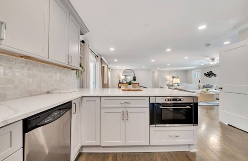 Roswell House | ATH - Huge Roswell Ranch. 2800 Square feet on one level.