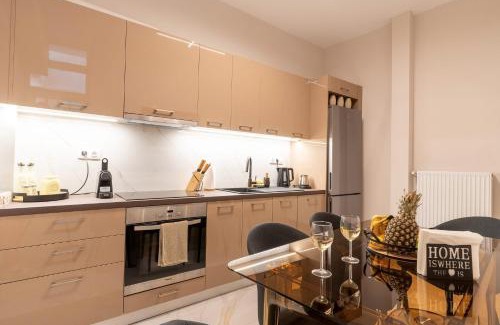 Petralona Apartment | Athenian Secret Key Residence