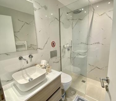 Kerameikos Apartment | ATHENIAN Vibes