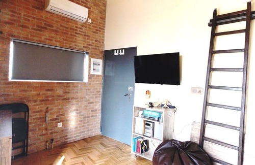 Omonia Apartment | Athens Be my guest!❤️️ enjoy the sun☀️next ro everything.