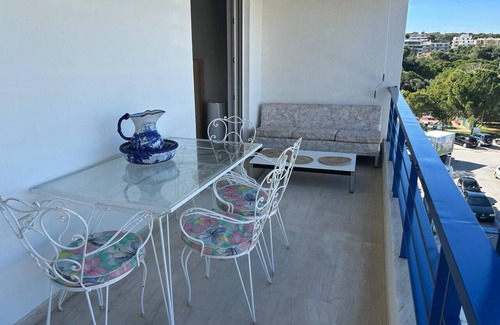 Vouliagmeni Apartment | Athens Riviera, Modern Vouliagmeni Flat at Cape of Lemos