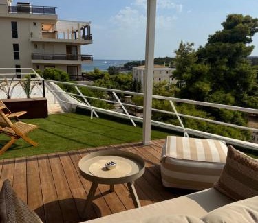 Vouliagmeni Apartment | Athens Riviera Suite