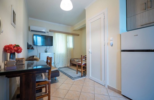 Nea Ionia Apartment | Athens View 1 bdrm apartment