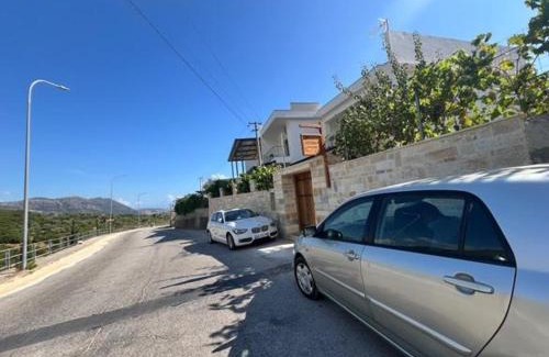 Himare House | Athina Rooms