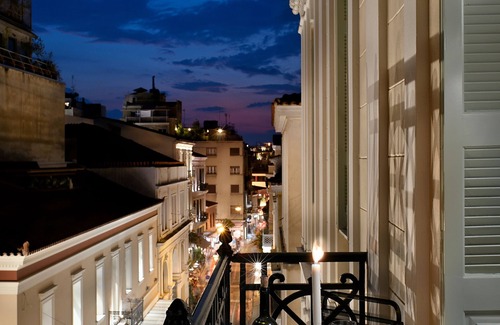 Monastiraki Apartment | ATHINAIDOS QUARTERS BY K&K