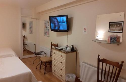 Navan Bed & Breakfast | Athlumney Manor Guest Accommodation