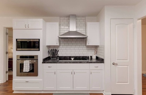 Perry House | AtHome+1 Monthly Stay | 4BR House | InGround Pool