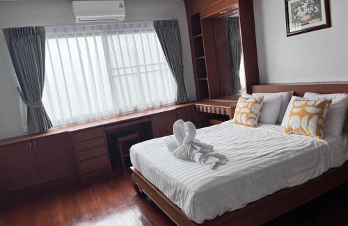 Tha Thaewawong Apartment | ATHome Sriracha near Koh Loy
