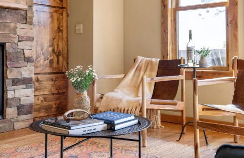 Tahoe Vista House | Atkinson by AvantStay Lake Front Home w Stunning Views in Tahoe Vista