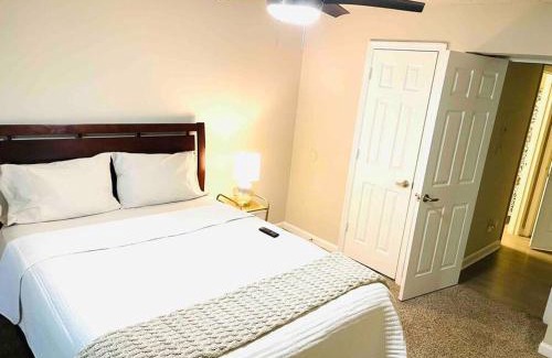 Loring Heights Apartment | ATL Entire Apartment: 10 MIN to Everything!