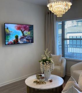 Inman Park Apartment | Atlanta Beltline Luxury Suite