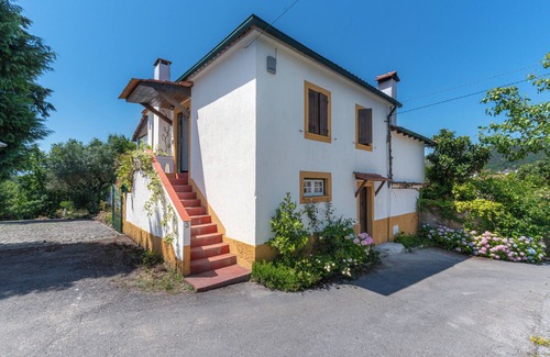 Vila Nova de Poiares House | Atlantic Nest Poiares