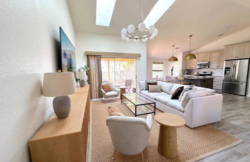 Indialantic Cottage | Atlantic Ocean Beach Harmony