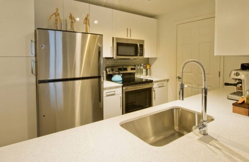 Atlantic Station Area Apartment | Atlantic Station Cuteness 2x2