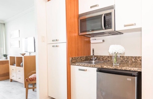 Puerta de Tierra Apartment | Atlantic View Studio | One of the best views in San Juan in a fun and trendy loc