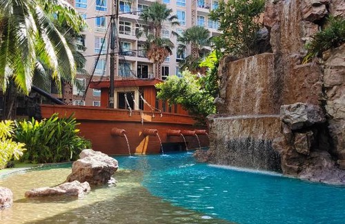 Na Kluea Apartment | Atlantis condominium Jomtien by Richard