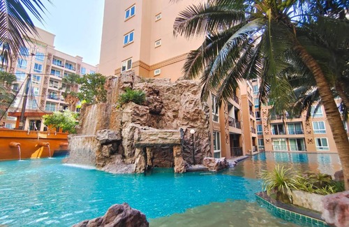 Na Kluea Apartment | Atlantis condominium Jomtien by Richard