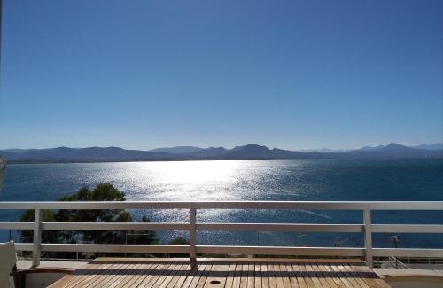 Loutraki-Agioi Theodoroi Apartment | Atlas-Unlimited Sea View Apartment