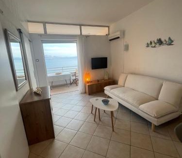 Loutraki-Agioi Theodoroi Apartment | Atlas Zen Blue