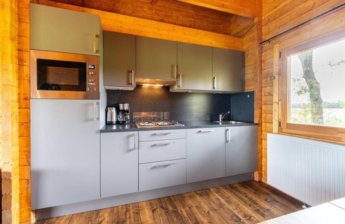 Municipality of Valkenswaard Ski Chalet | Atmospheric chalet in a small holiday park