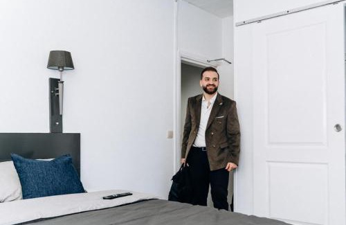 Strombeek-Bever Hotel | Atomihotel: Contemporary Comfort Steps from the Atomium!