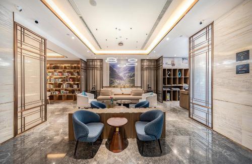 Chengdu City Centre Hotel | Atour Hotel Chengdu Chunxi Road Tianfu Square Subway Station