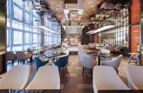 Huaqiang North Hotel | Atour Hotel Shenzhen Huaqiangbei Commercial Center